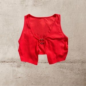 Red tank with heart center
